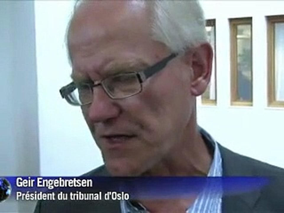 Attaques en Norvège: le suspect placé en détention après sa comparution à huis clos