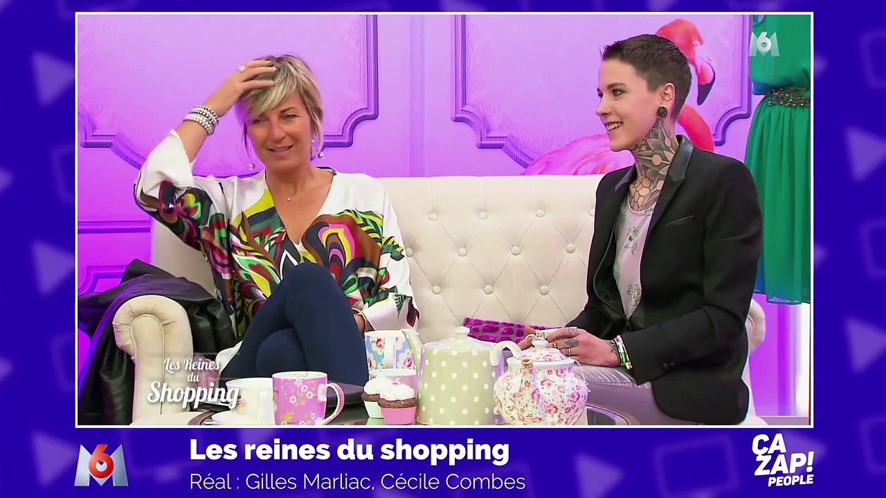 "Free boobs" : ces candidates des Reines du shopping militent contre le soutien-gorge !