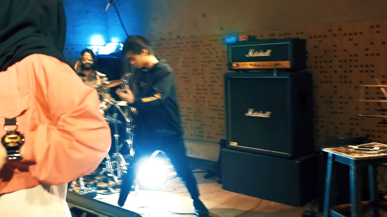 Bintang Di Surga Versi ROCK (Peterpan) - Cover by Jeje GuitarAddict ft Shella Ikhfa