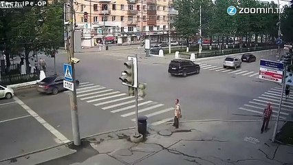 Pendant ce temps-là, sur un carrefour, en Russie ...