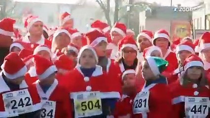 900 Pères Noël s'emparent des rues berlinoises