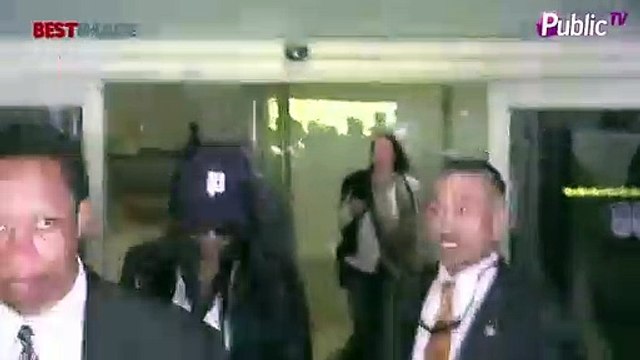 Exclu Vidéo : Naomi Campbell : Une globe-trotteuse arrive à LA