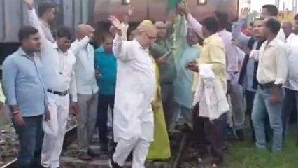 जमुई: रक्सौल-हावड़ा एक्सप्रेस का शनिवार से ठहराव शुरू, लोगों में खुशी