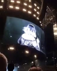 Adele : la chanteuse agressée pendant son concert à Brisbane...