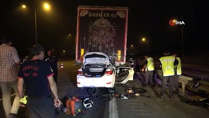 Accident désastreux sur l'autoroute du nord de Marmara : la voiture a heurté le camion, le conducteur est décédé