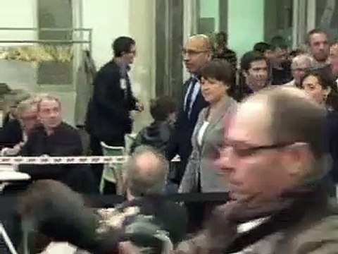 Cantonales: l'UMP menacée par le FN, la gauche revigorée