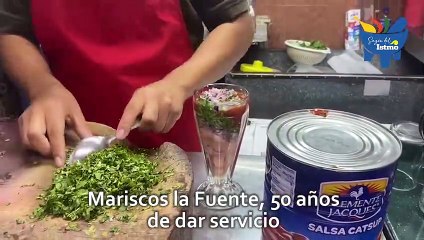 Mariscos la Fuente, 50 años de dar servicio; la coctelería siempre esta abierta en el mercado Miguel Alemán de Acayucan