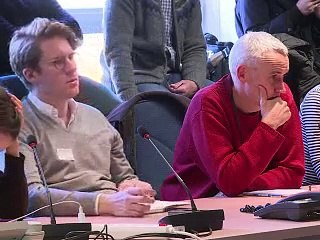 Attentats de Bruxelles: les hommages s'enchaînent et l'enquête progresse