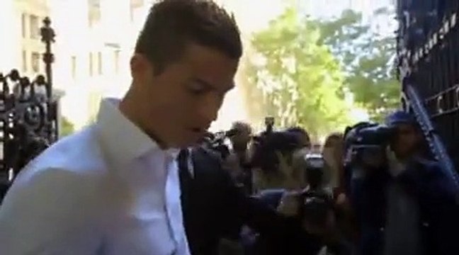 Irina Shayk topless pour l'hiver