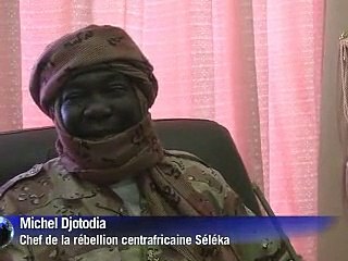 Centrafrique: arrivée à Libreville des délégations du pouvoir et de l'opposition