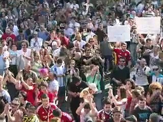 Turquie: les manifestants décidés à ne rien lâcher malgré les menaces d'Erdogan