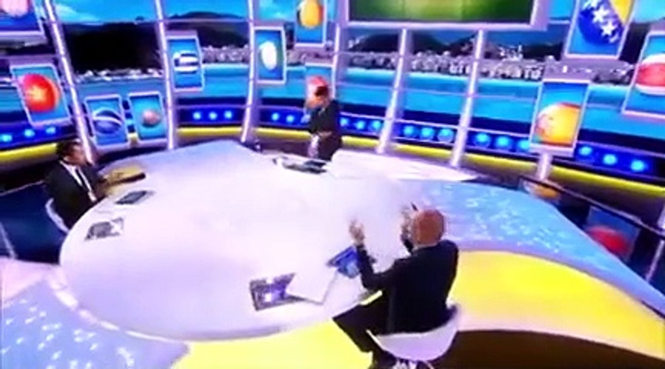 La danse d'un présentateur de beIN Sports pour fêter la victoire de l'Algérie