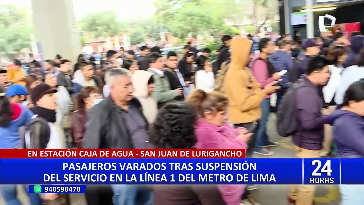 Metro de Lima: usuarios caminan por las rieles del tren tras suspensión de servicio