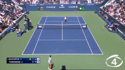 Le tweener de Muchova, la vista de Wozniacki : les filles enjolivent le Top 5 points de vendredi