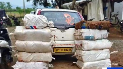 అల్లూరి జిల్లా: పోలీసుల దాడులు... పదిమంది స్మగ్లర్లు అరెస్ట్