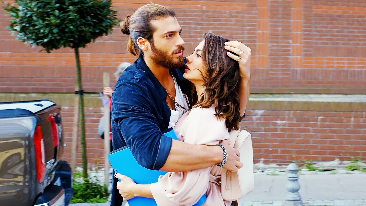 Pájaro soñador - Capitulo 49 (Audio Español) | Erkenci Kuş