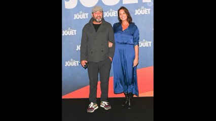 Kad Merad marié à Julia Vignali : l'acteur en visite surprise sur le plateau d'Affaire conclue