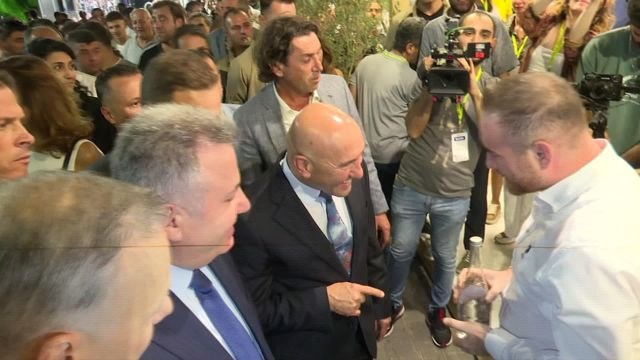 İzmir Büyükşehir Belediye Başkanı Tunç Soyer İzmir Enternasyonal Fuarı'nı Gezdi