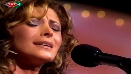 Elif Güreşçi / Bekledim gelecektin ömre bedel an gibi