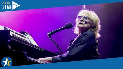 Mort du chanteur Christophe  ses obsèques étaient « lamentables » et « terrifiantes » selon son frè