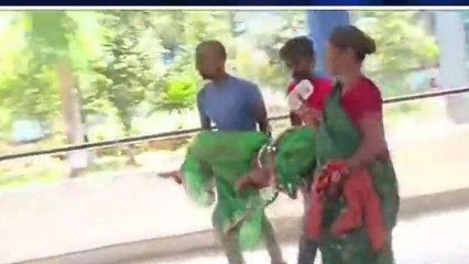सुपौल सदर अस्पताल में लापरवाही, स्ट्रेचर न मिलने पर मरीज को गोद में लेकर पहुंचे आपातकालीन कक्ष