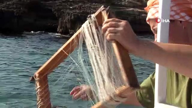 Kocaeli'nin Babalı köyünde balıkçılık yapan İlknur Pehlivan: 'Ağ atmayı, denize açılmayı seviyorum'