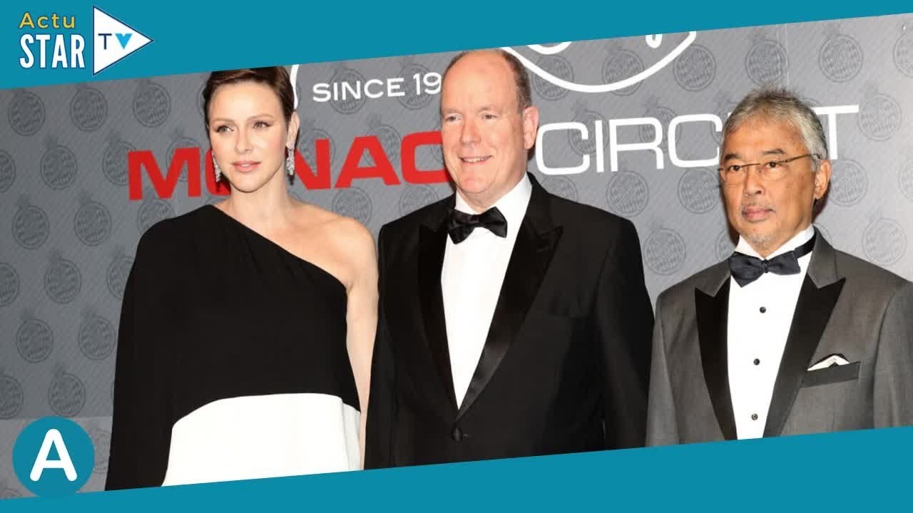 Charlene et Albert de Monaco complices à la tél...