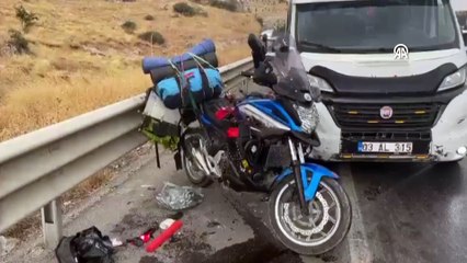 Uşak Afyonkarahisar İstikametinde Otomobil Motorsiklet Çarpıştı, 1 Ölü