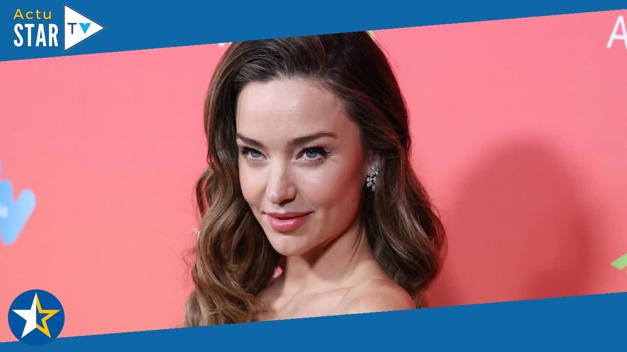 Miranda Kerr est enceinte ! Elle annonce sa grossesse et dévoile le sexe du futur bébé
