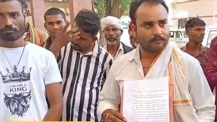 ललितपुर: ग्रामीणों ने लेखपाल पर लगाए गंभीर आरोप,जानिए पूरा माजरा