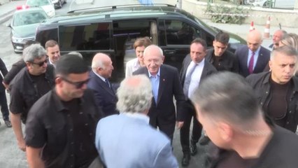 Kılıçdaroğlu, Bakırköy Pazar Esnafı ile Kahvaltı Yaptı.