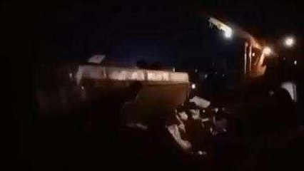 देवास: खाई में जा गिरी तेज रफ्तार बस, चीख पुकार से दहल उठा इलाका