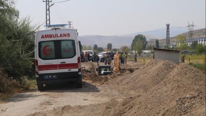 Altyapı çalışmaları sırasında toprak kaydı: Bir işçi hayatını kaybetti