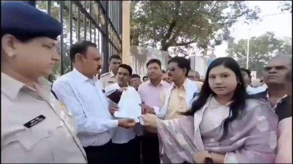 सागर: दलित युवक की हत्या का मामला, सड़कों पर उतरा ये समाज