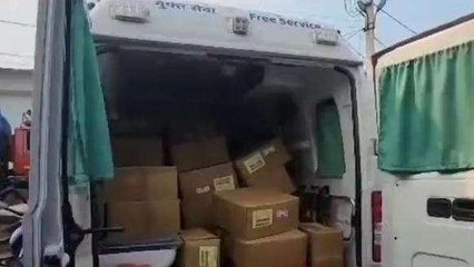 नवादा: सरकारी अस्पताल की दुर्दशा, दवा ढोने के लिए इस्तेमाल हो रहा एम्बुलेंस