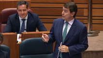 Debate entre Fernández Mañueco y Pablo Fernández en el pleno de las Cortes
