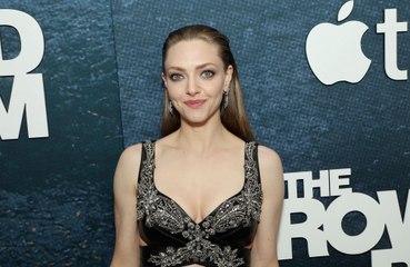 Amanda Seyfried arrepentida de haber depilado sus cejas en la adolescencia