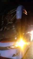 Acidente entre ônibus de viagem e caminhão na BR-020 deixa dois mortos
