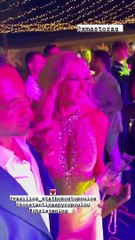 Το "καυτό" φιλί της Κωνσταντίνας Σπυροπούλου με τον Βασίλη Σταθοκωστόπουλο στα βαφτίσια