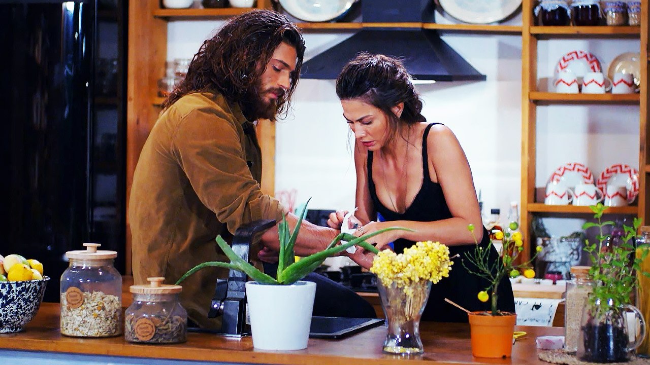 Pájaro soñador - Capitulo 131 (Audio Español) | Erkenci Kuş