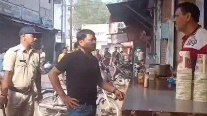 छिंदवाड़ा: निगम कमिश्नर ने किया वार्डो का निरीक्षण, साफ सफाई हेतू दुकानदारों से की अपील