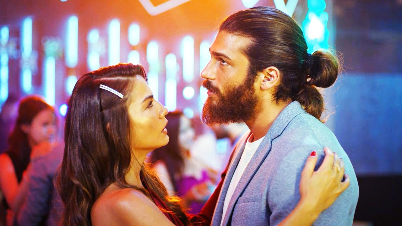 Pájaro soñador - Capitulo 145 (Audio Español) | Erkenci Kuş