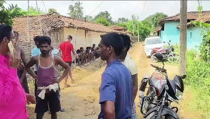 पुत्र के हर काम में बाधा डाल रहा था पिता, फरसा से मारकर की हत्या