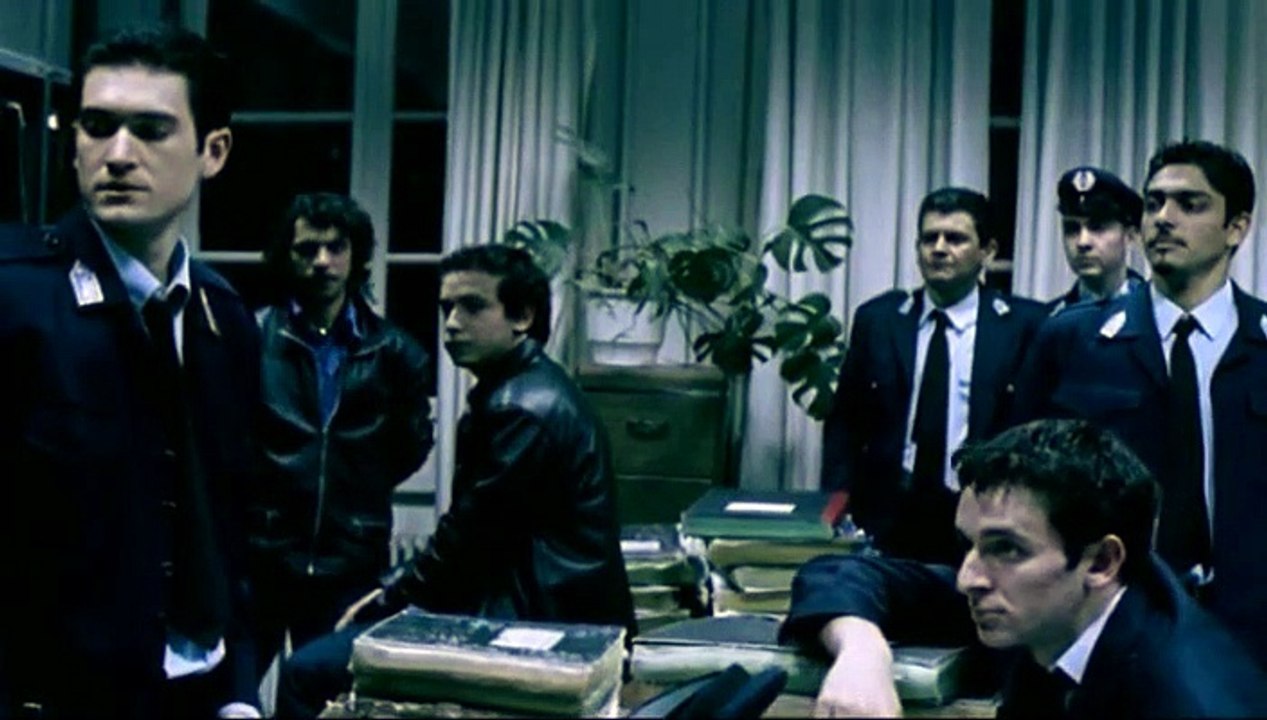 ΤΟ ΟΝΕΙΡΟ ΤΟΥ ΣΚΥΛΟΥ - 2005 - DVDRip - 704x416