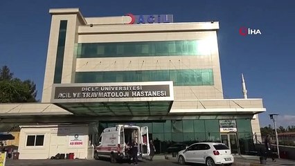 Diyarbakır'da Polis Memuru Kavgayı Ayırmak İsterken Vuruldu