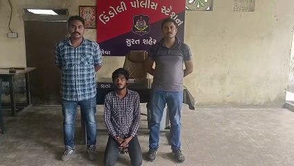 SURAT VIDEO NEWS : खिड़की के पास चार्जिंग के लिए रखा मोबाइल चुराया था