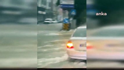 Fortes pluies dans les maisons et les lieux de travail submergés de Samsun