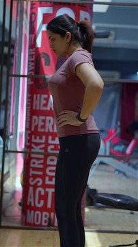 best-warm-up-before-hitting-leg-workout-fitness-health-fit-gym-exercise-healthy-weightloss-1280-ytshorts.savetube.me