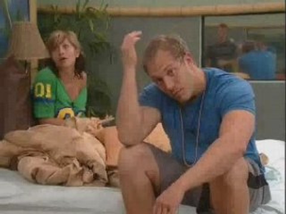NATTY HIDES IN THE HOH