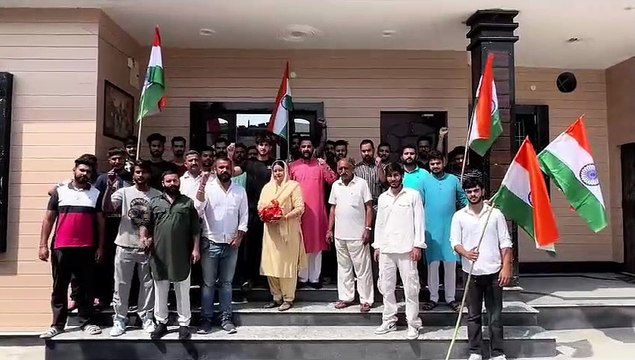 BJYM4JK visited the residence of Shaheed Havaldar Vijay Kumar